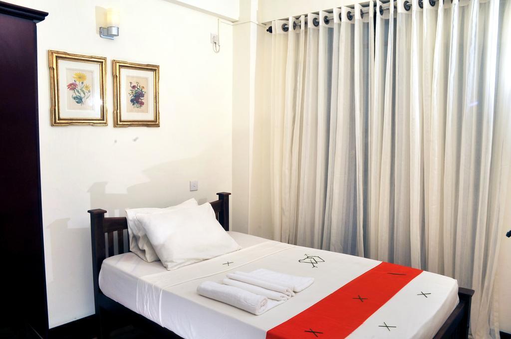 Prestige Court Residencies Otel Dehiwala-Mount Lavinia Dış mekan fotoğraf