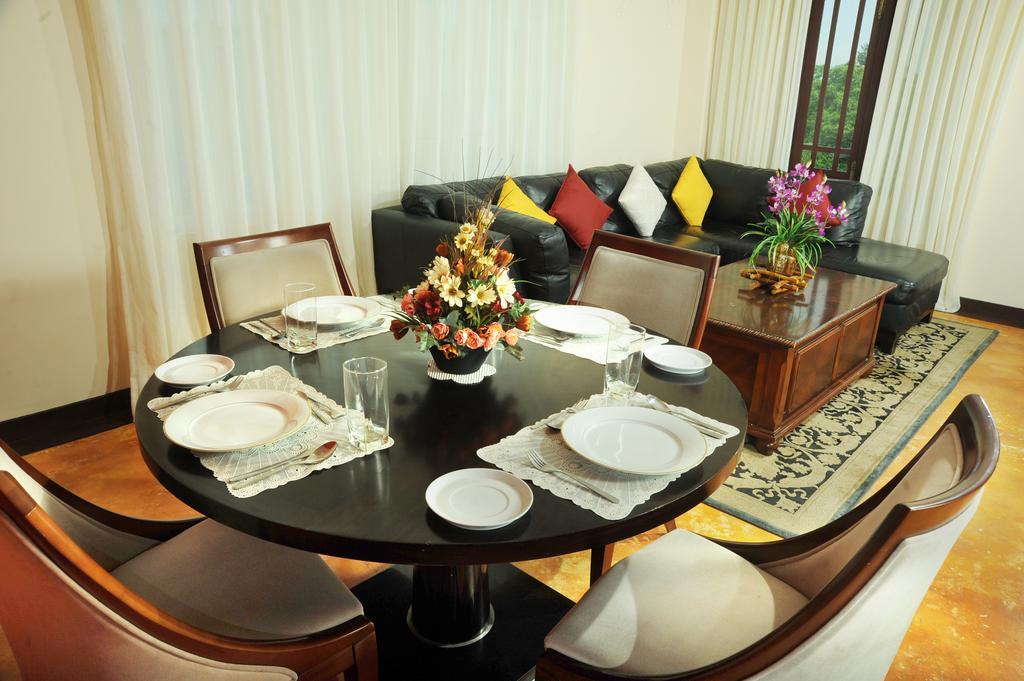Prestige Court Residencies Otel Dehiwala-Mount Lavinia Dış mekan fotoğraf