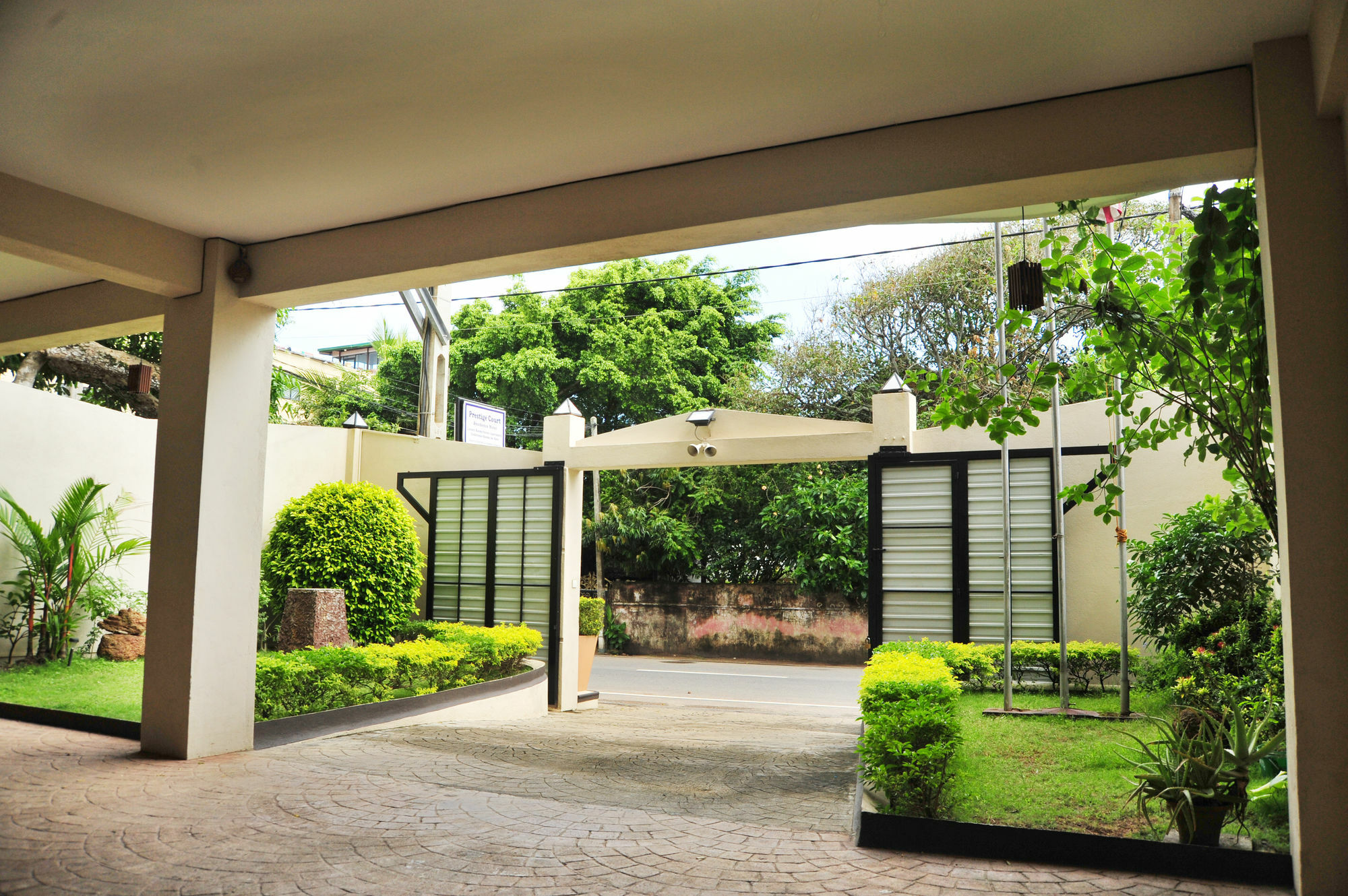 Prestige Court Residencies Otel Dehiwala-Mount Lavinia Dış mekan fotoğraf