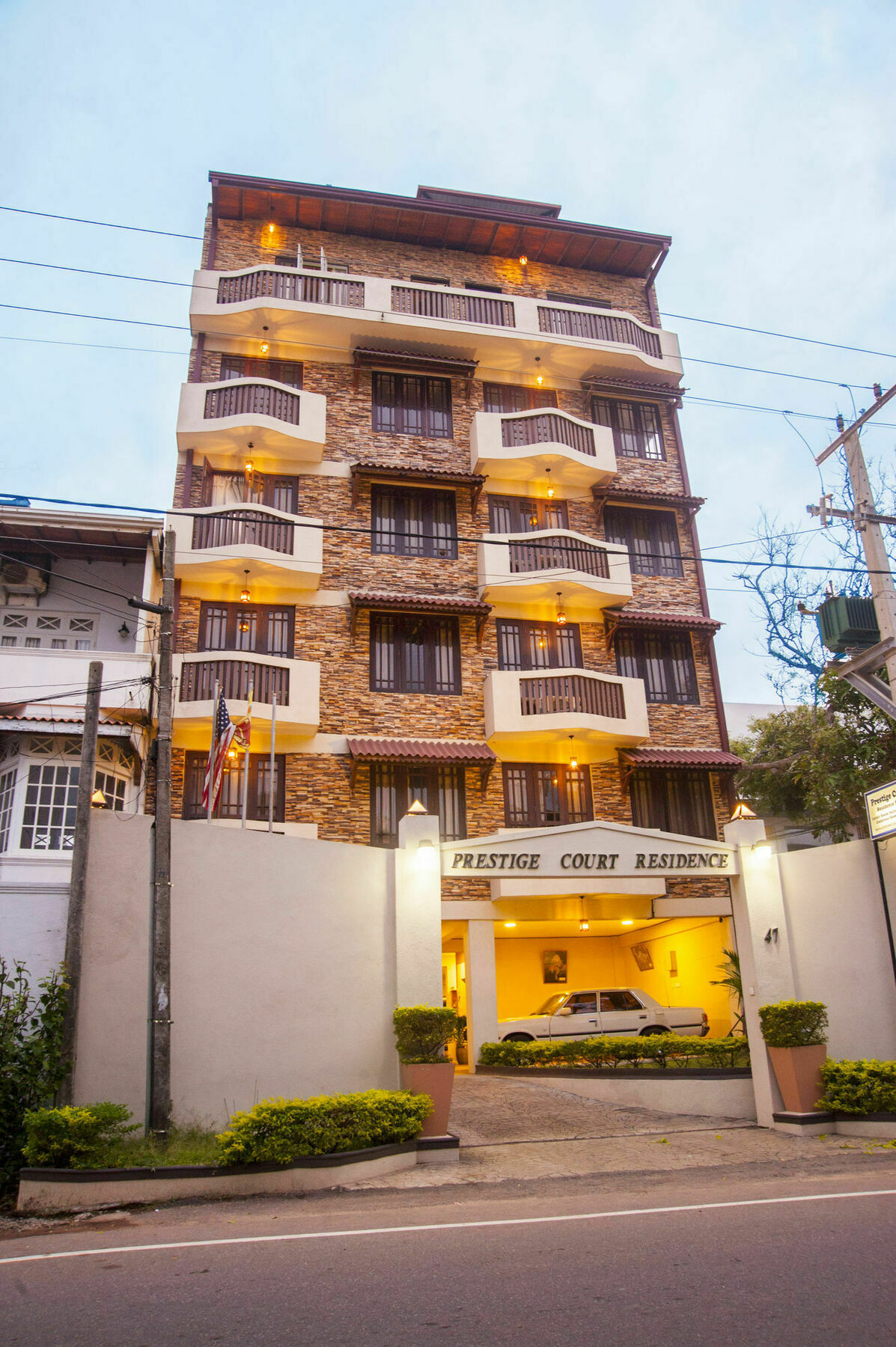Prestige Court Residencies Otel Dehiwala-Mount Lavinia Dış mekan fotoğraf