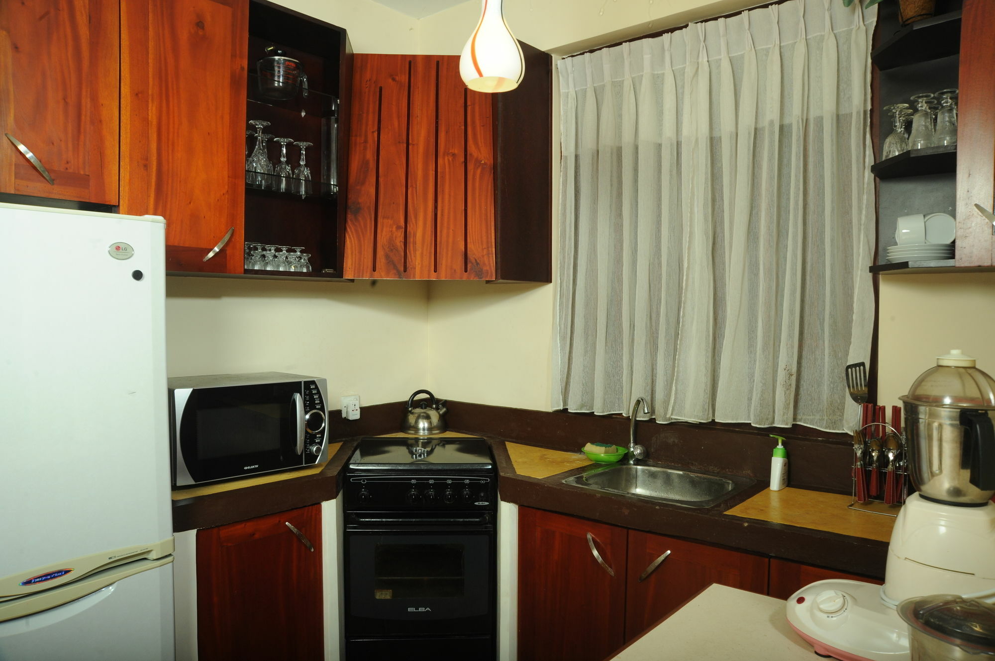 Prestige Court Residencies Otel Dehiwala-Mount Lavinia Dış mekan fotoğraf